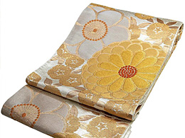 ※ やっと織り上がりました。龍郷の中でも高級な7マルキ